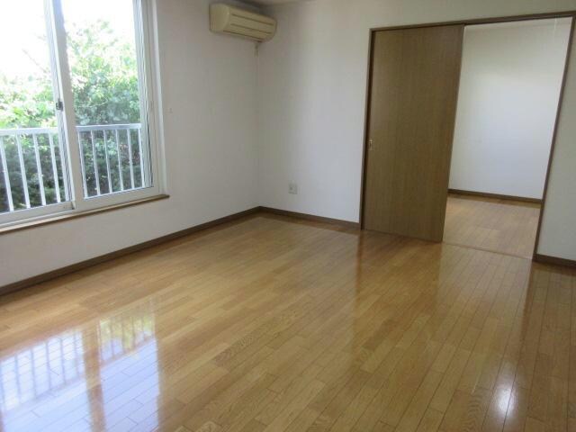 ラ・ポレール陸Bの物件内観写真