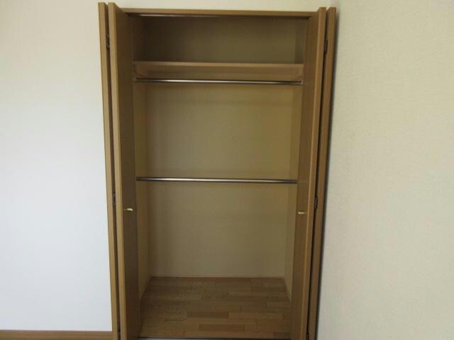 ラ・ポレール陸Bの物件内観写真