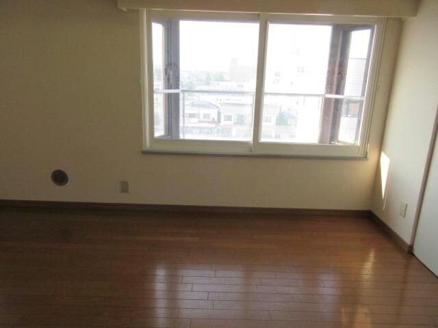 大通南８マンションの物件内観写真