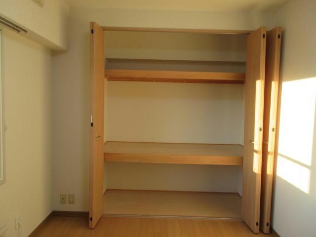 ホワイトパレスの物件内観写真