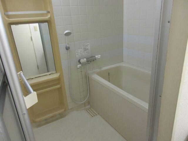 ホワイトパレスの物件内観写真