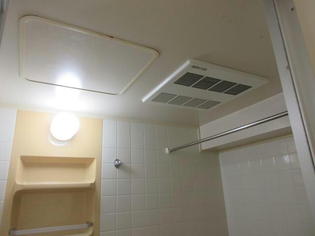 ホワイトパレスの物件内観写真