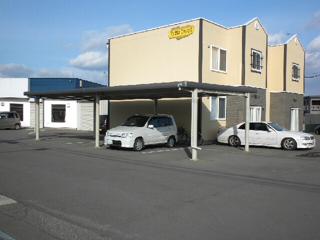 プードリエサクラの物件外観写真