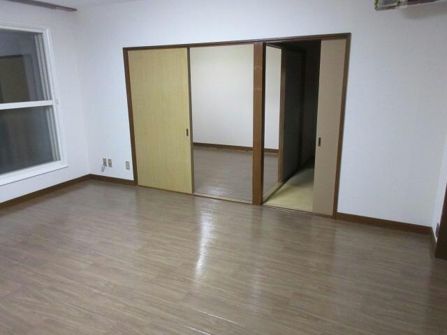 ホワイトハイツの物件内観写真