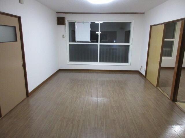 ホワイトハイツの物件内観写真