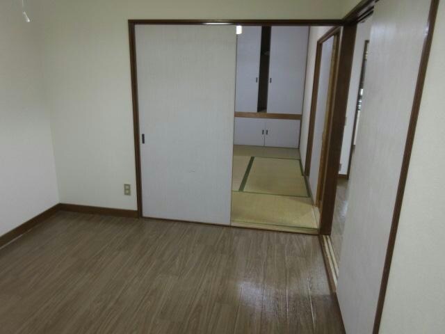 ホワイトハイツの物件内観写真