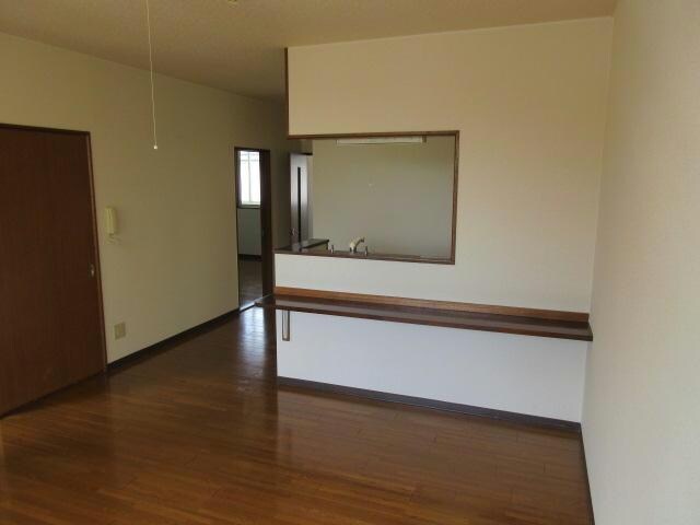 シャトーマルセンの物件内観写真