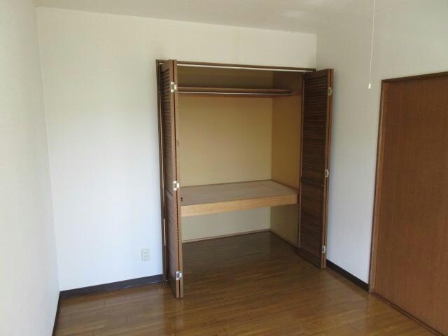 シャトーマルセンの物件内観写真