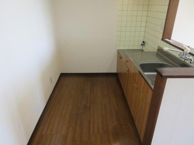 シャトーマルセンの物件内観写真