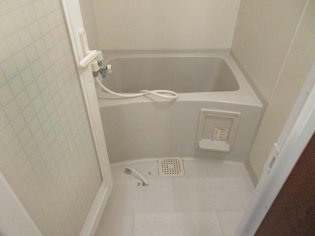 シャトーマルセンの物件内観写真