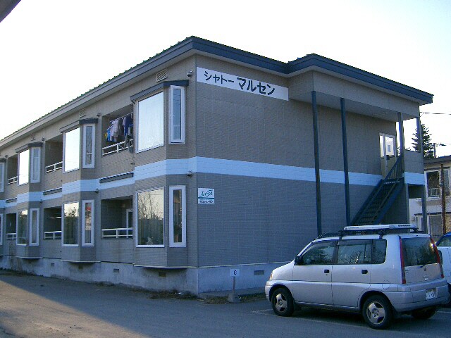 シャトーマルセンの物件外観写真