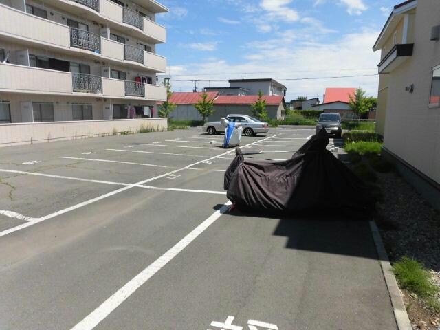 ファミールエステートの物件外観写真