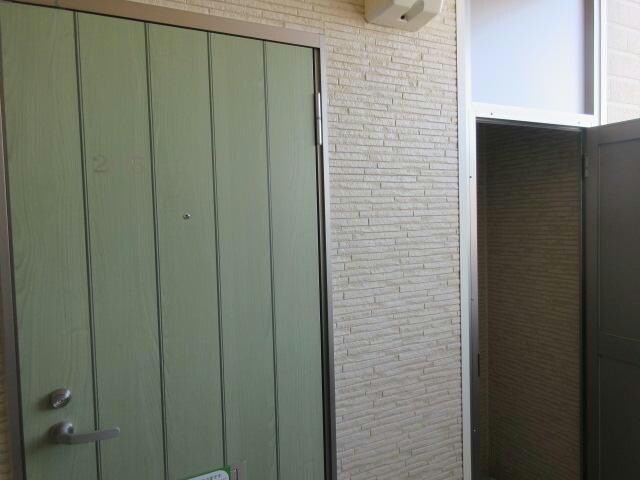 CREVIA（クレヴィア）の物件内観写真