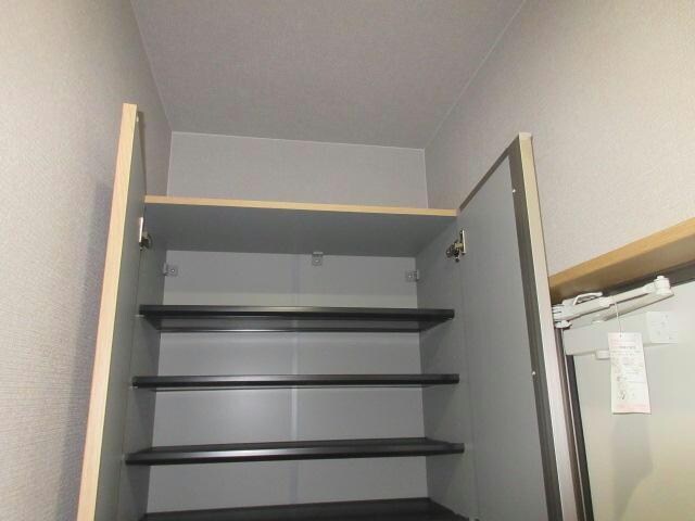 CREVIA（クレヴィア）の物件内観写真