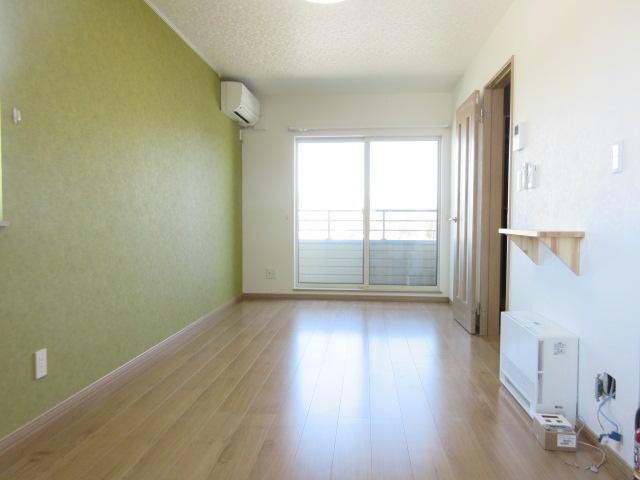 CREVIA（クレヴィア）の物件内観写真