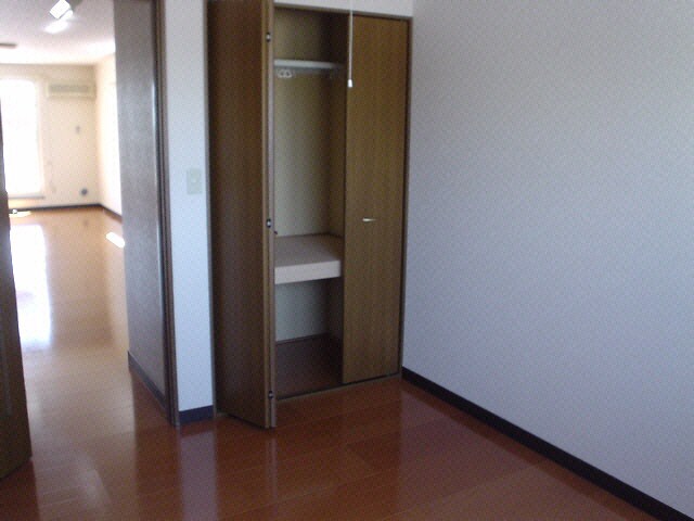 グロウリッチAの物件内観写真