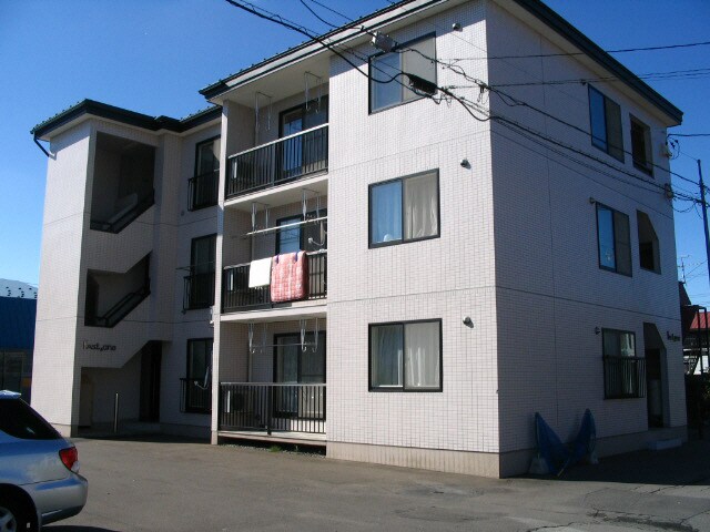 イーストワンの物件外観写真