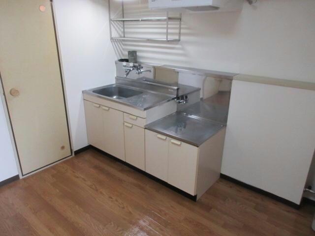 コーポラスYOSHITOの物件内観写真