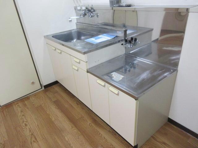 コーポラスYOSHITOの物件内観写真