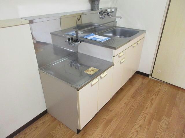 コーポラスYOSHITOの物件内観写真