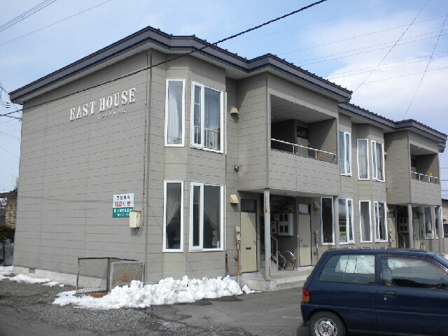 イーストハウスの物件外観写真