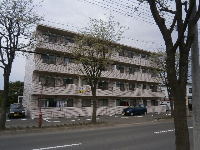 ハイセゾンの物件外観写真