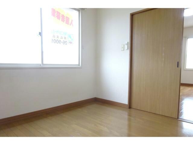 メゾンシャトーの物件内観写真