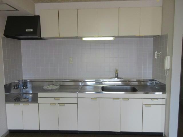 サンブライトハイツ　NO.Ⅲの物件内観写真