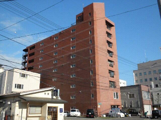 クレードルマンションの物件外観写真