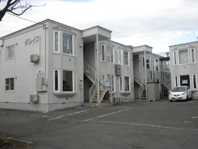 グレイス86の物件外観写真