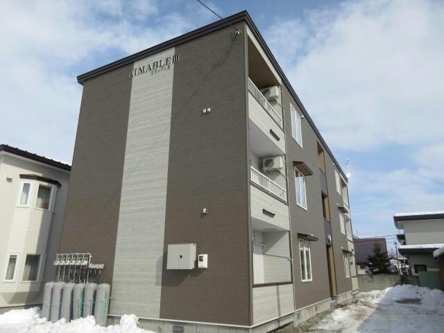 エマーブルⅢの物件外観写真