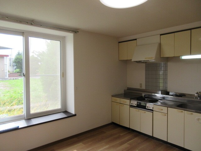 ヴェルデュール西町の物件内観写真