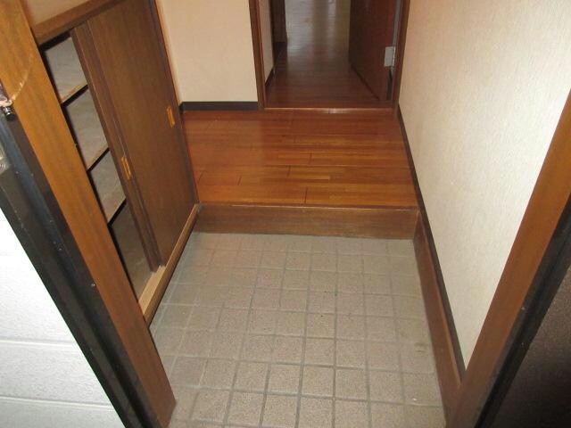 シャトーマルセンの物件内観写真