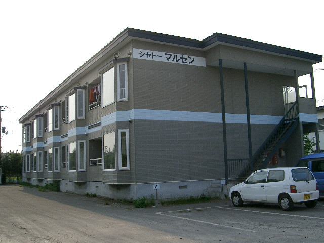 シャトーマルセンの物件外観写真