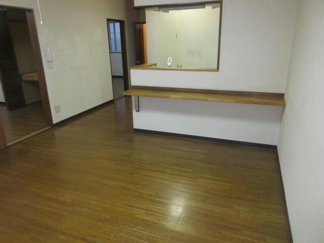 シャトーマルセンの物件内観写真