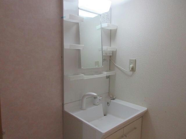 WESTの物件内観写真