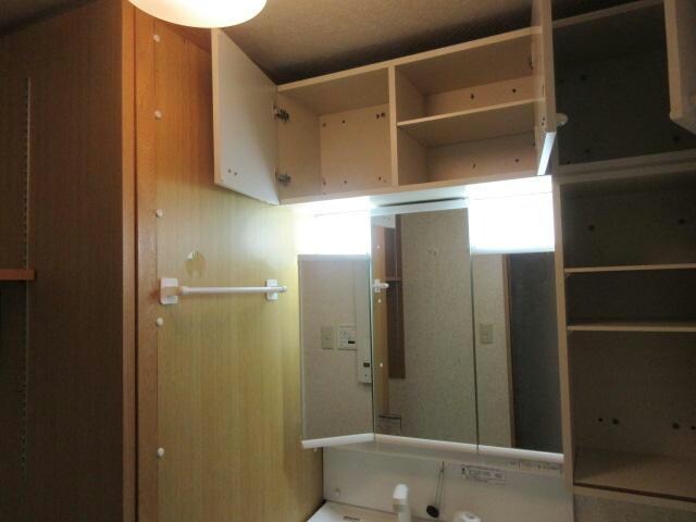 ホワイトパレスの物件内観写真