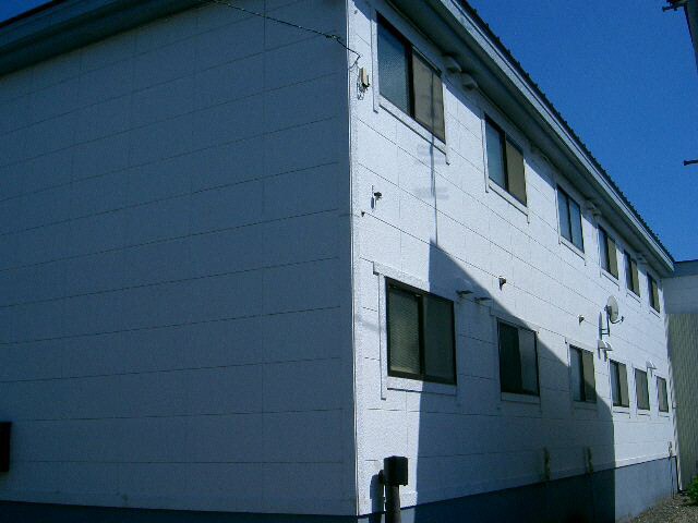 飛田ハイツ　B棟の物件外観写真