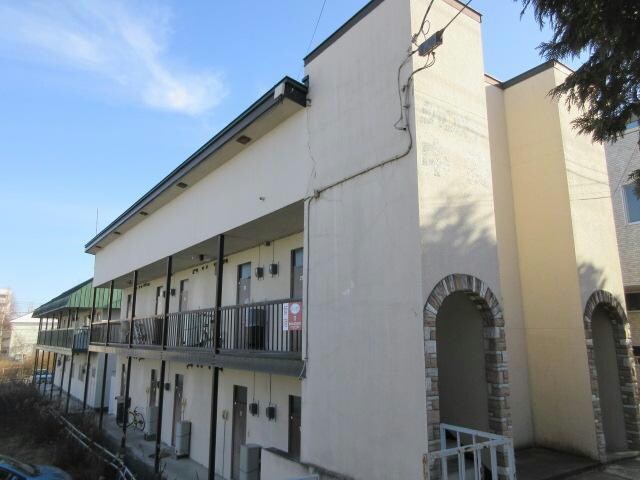 シャンポール中田の物件外観写真