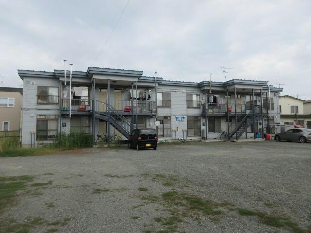 栄マンションの物件外観写真