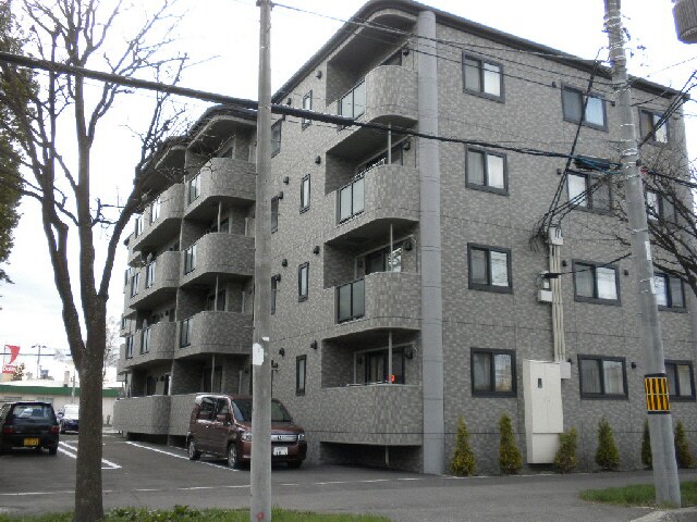 グランドコモンズの物件外観写真