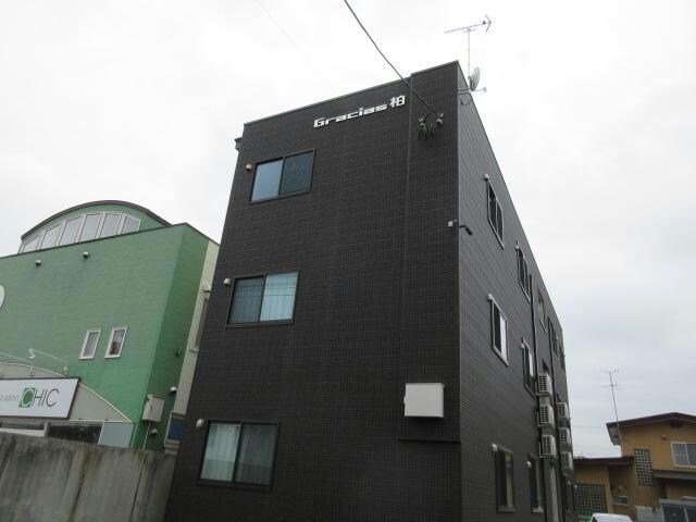 グラシアス柏の物件外観写真