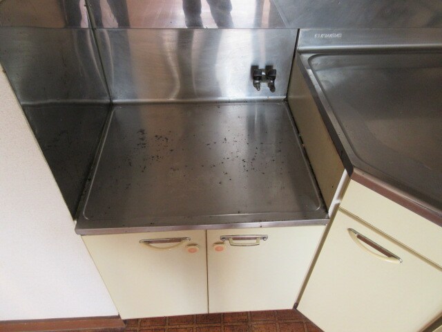 ロイヤルハイツの物件内観写真