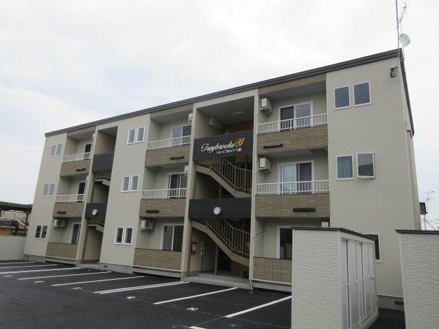 トレイブルックY館の物件外観写真