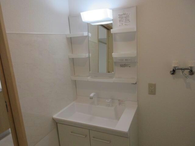 トレイブルックY館の物件内観写真