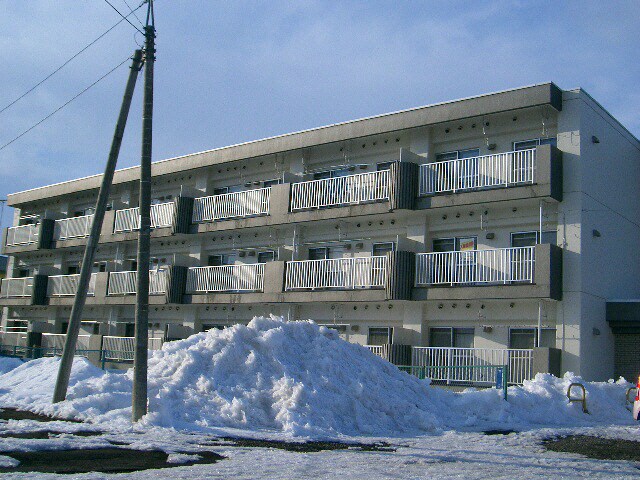 ライフマンションの物件外観写真