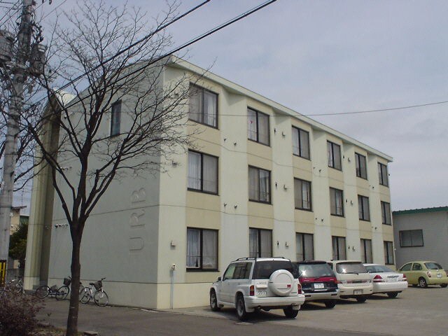 アーバン8･6の物件外観写真