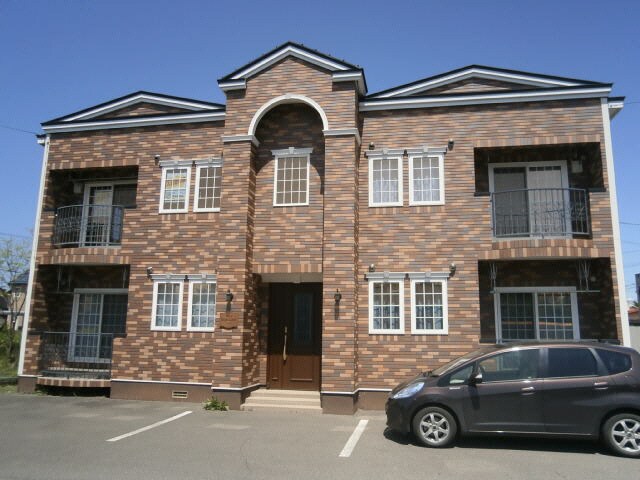 グッドラックの物件外観写真