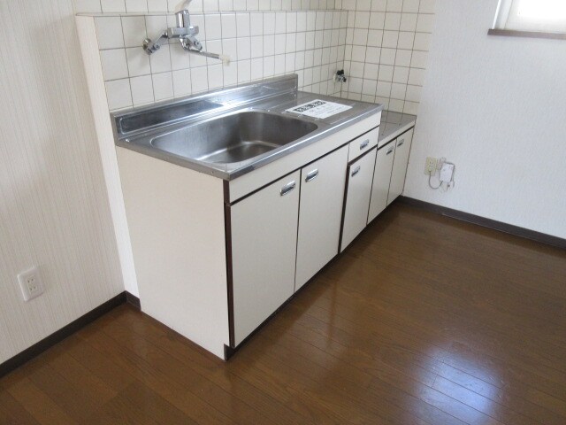 ラッキー・ストリッジⅠの物件内観写真