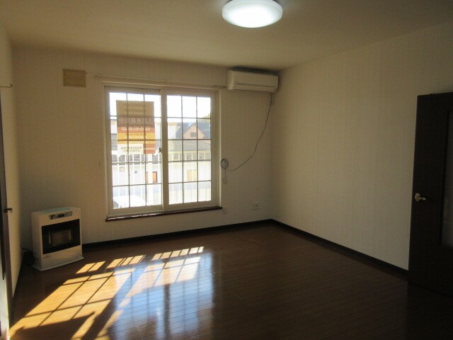 ラッキー・ストリッジⅠの物件内観写真